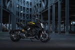 Ducati Diavel V4 2025 in colorazione Black Roadster
