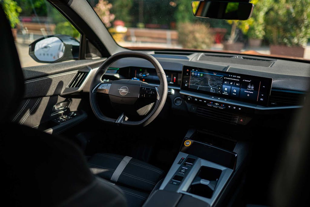 Prova Opel Grandland 2025 interniu