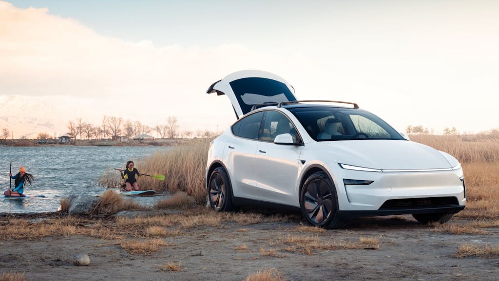 Nuova Tesla Model Y 2025