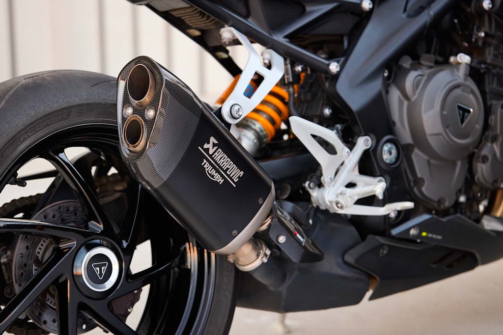 Speed Triple 1200 RS 2025: scarico