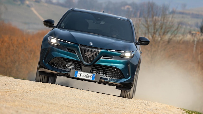 Alfa Romeo Junior Q4