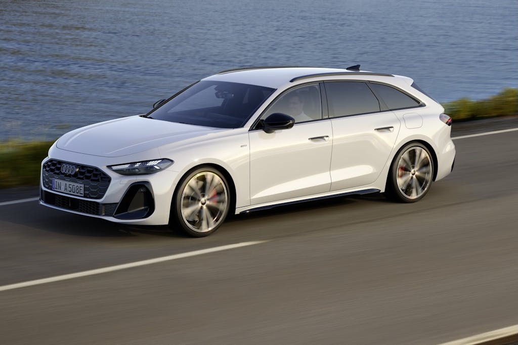 Audi A5 Avant e-hybrid quattro