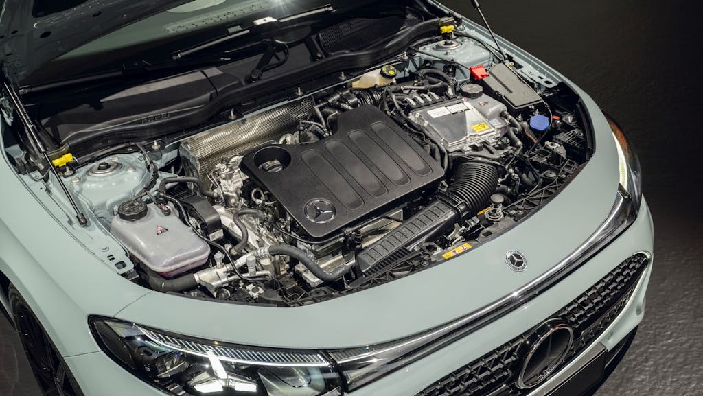 Nuova Mercedes CLA, i motori mild-hybrid
