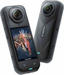 Insta360 X5 still life fronte e retro