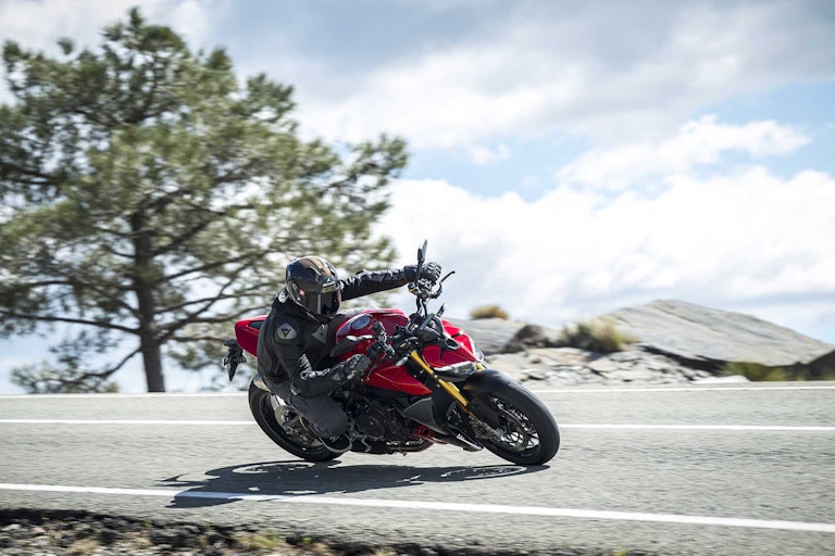 prova Ducati Streetfighter V2 S 2025