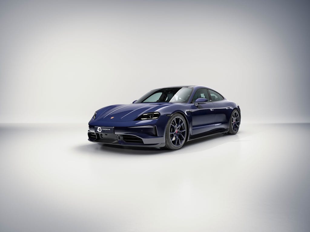 Porsche 911 e Taycan 40 anni di Porsche Italia