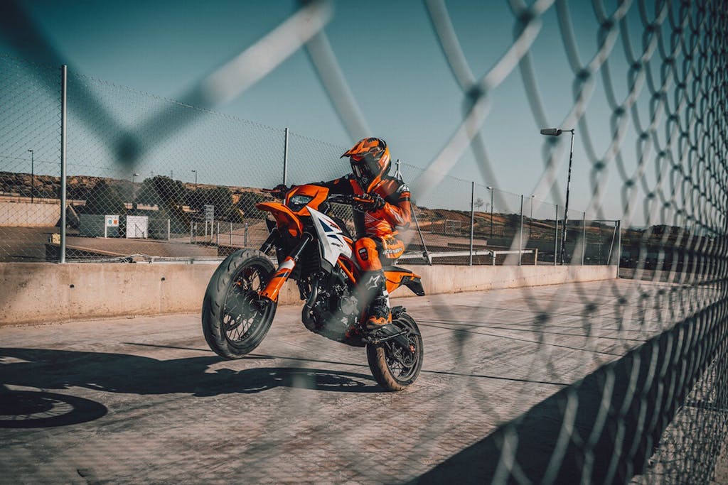 KTM 390 SMC R 2025