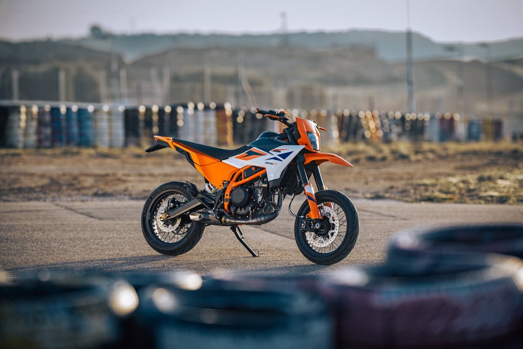 KTM 390 SMC R 2025