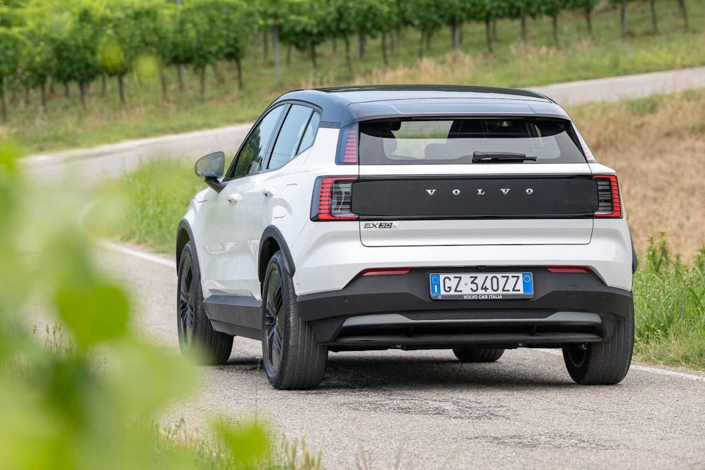 Volvo EX30 Cross Country
