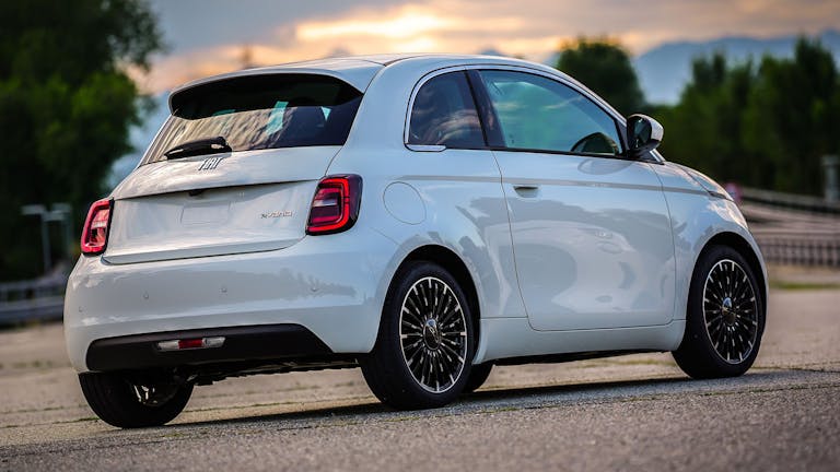 Nuova 500 Hybrid