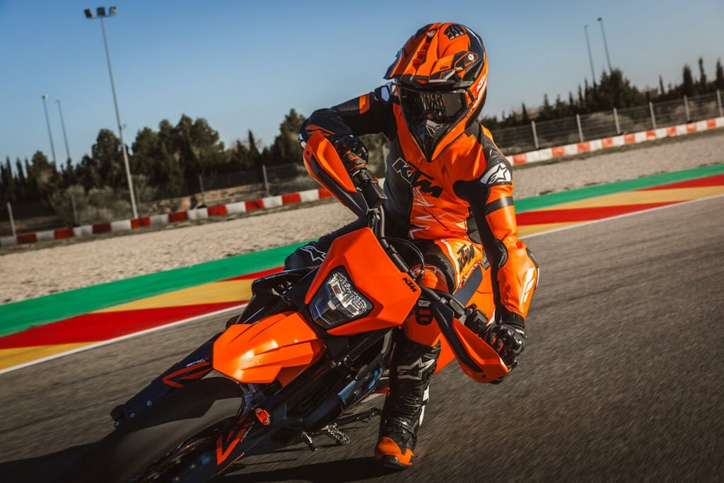 KTM 690 SMC R 2026