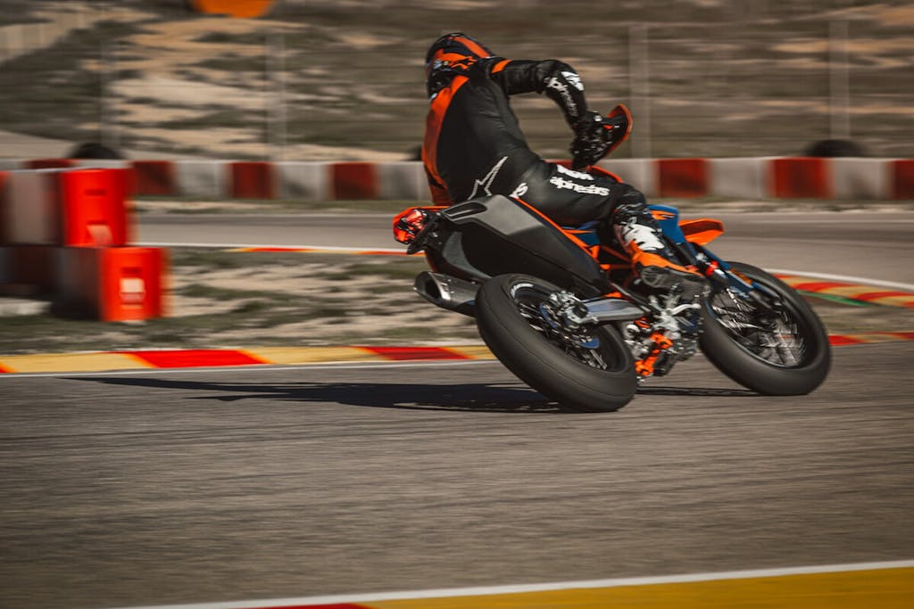 KTM 690 SMC R 2026