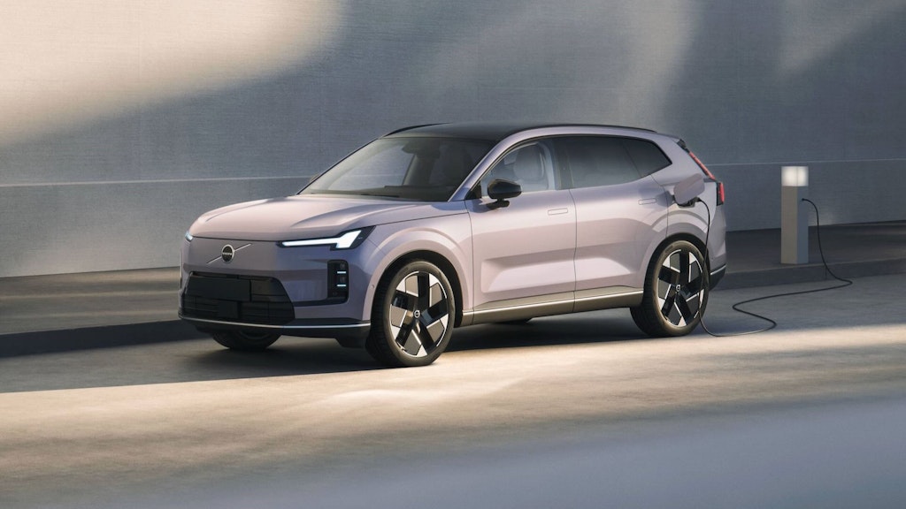 Volvo XC70 front charging