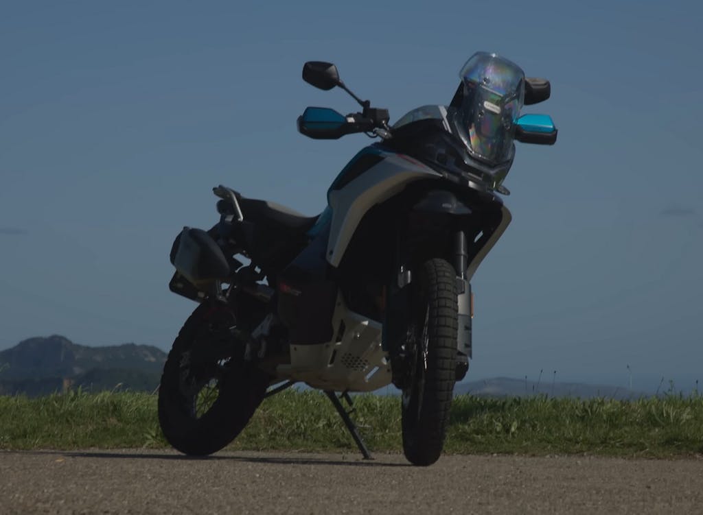 CFMoto 800 MT-X