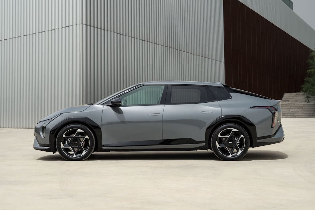 Kia EV4 fastback