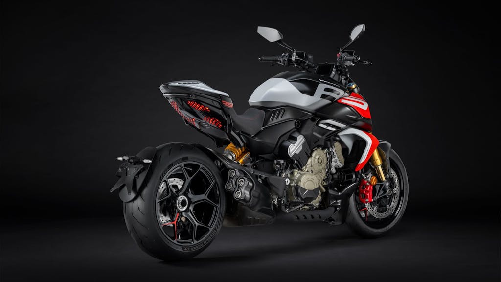 Ducati Diavel V4 RS