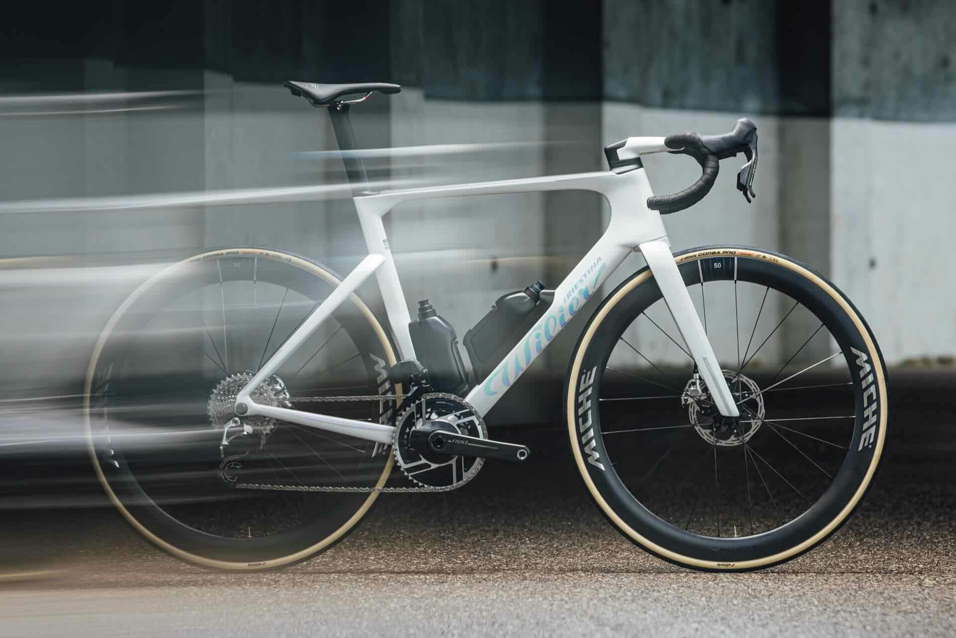 bici da corsa Wilier filante slr id2 foto statica indoor