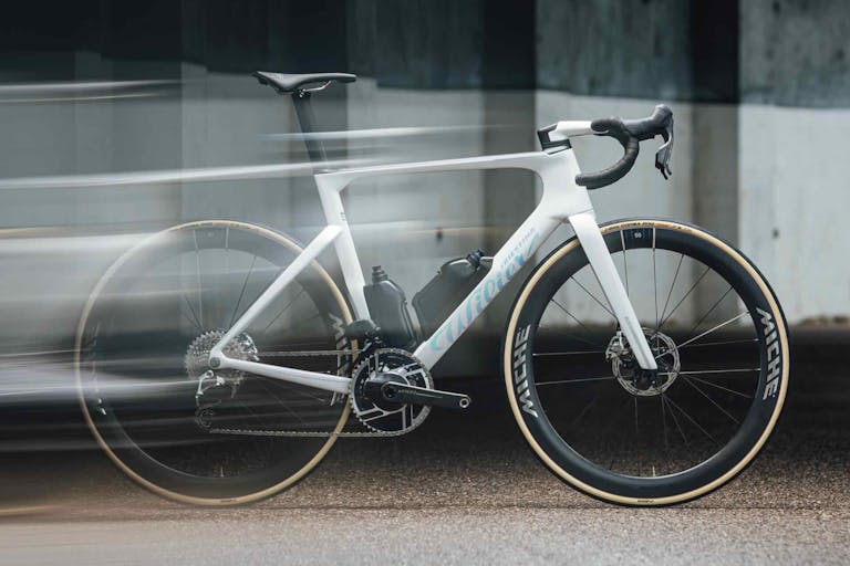 bici da corsa Wilier filante slr id2 foto statica indoor