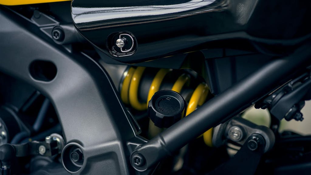 Yamaha XSR900 GP 2026 Legend Yellow