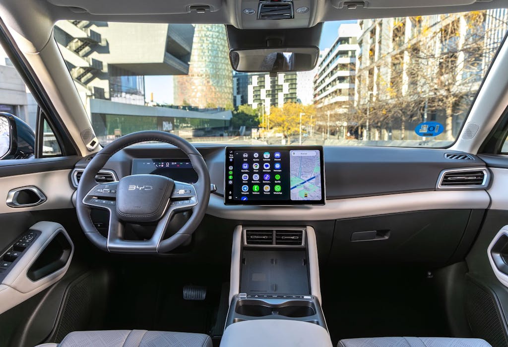 plancia BYD Atto 2 DM-i