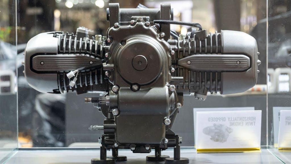 Benda motore ibrido boxer