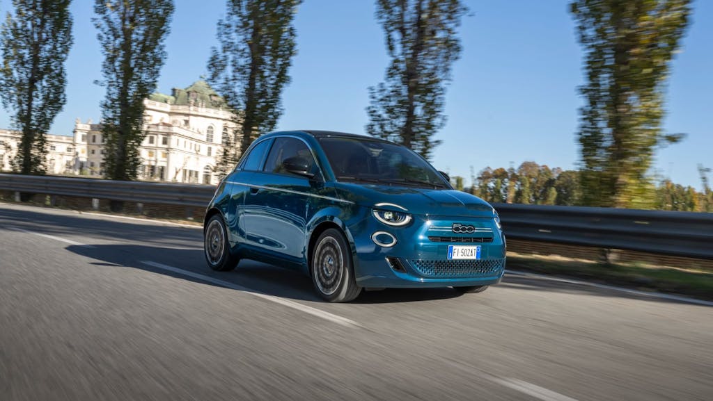 Nuova Fiat 500 Hybrid 2026