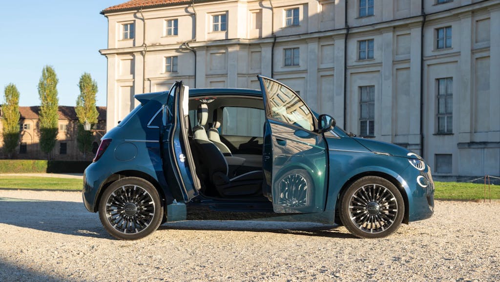 Nuova Fiat 500 Hybrid 2026