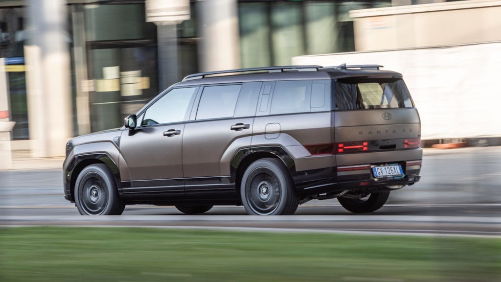 Hyunday Santa Fe Plug-In Hybrid MY2026