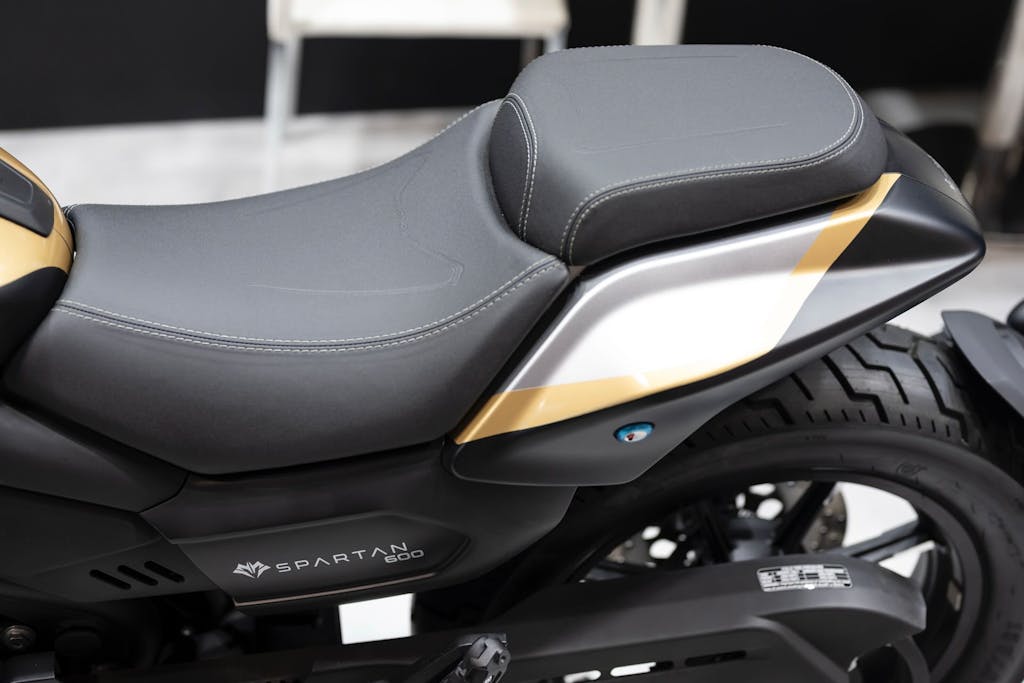 sella Mondial Spartan 600