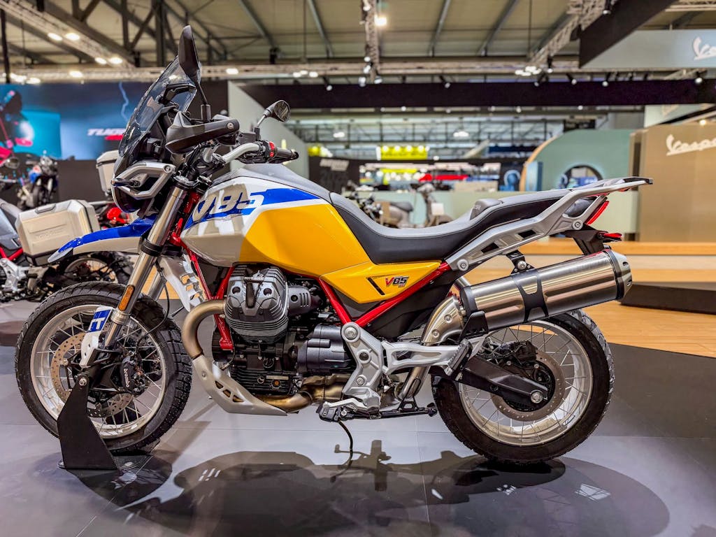 Moto Guzzi V85 TT 2026