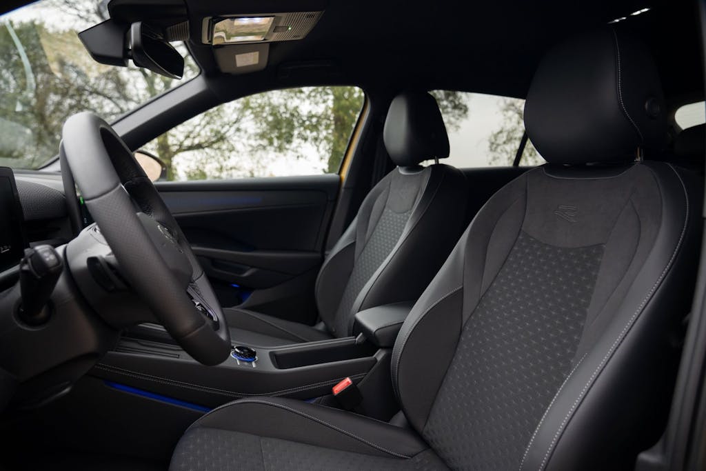 Posto di guida nuova Volkswagen T-Roc 2026