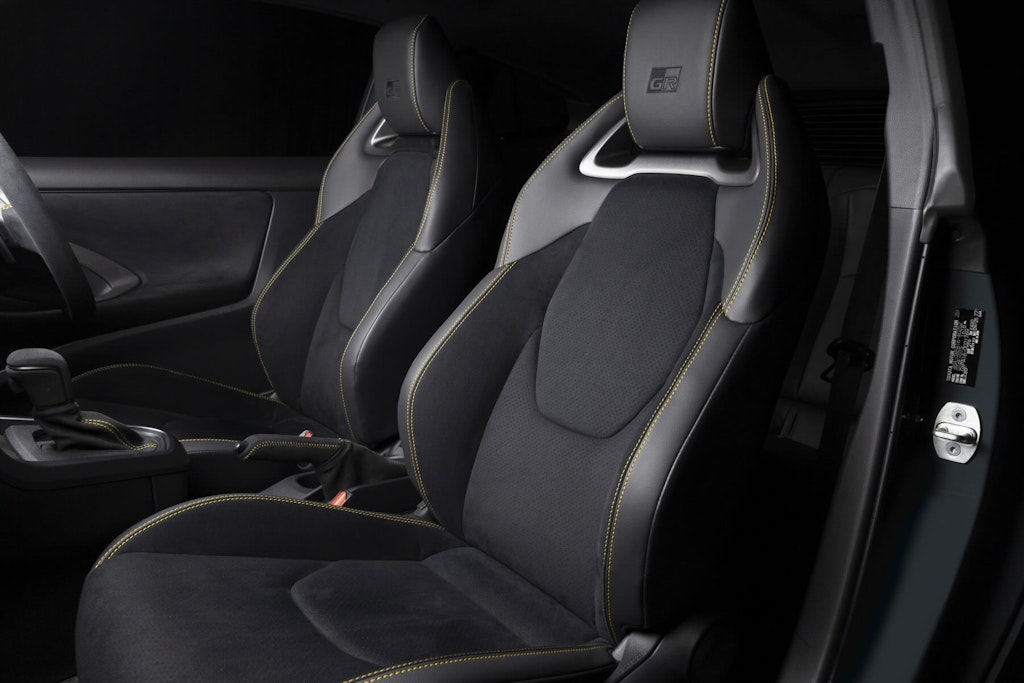 sedili Toyota GR Yaris Morizo RR 
