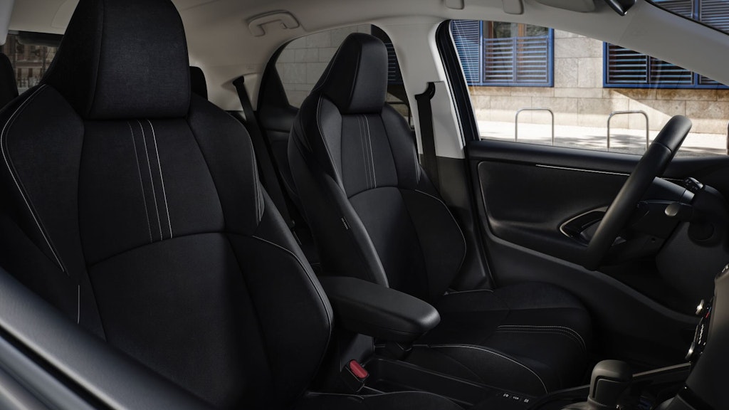 sedili Toyota Yaris 2026