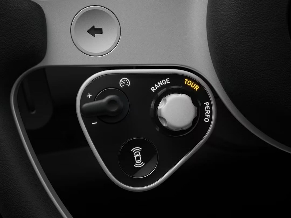 dettaglio Ferrari Luce