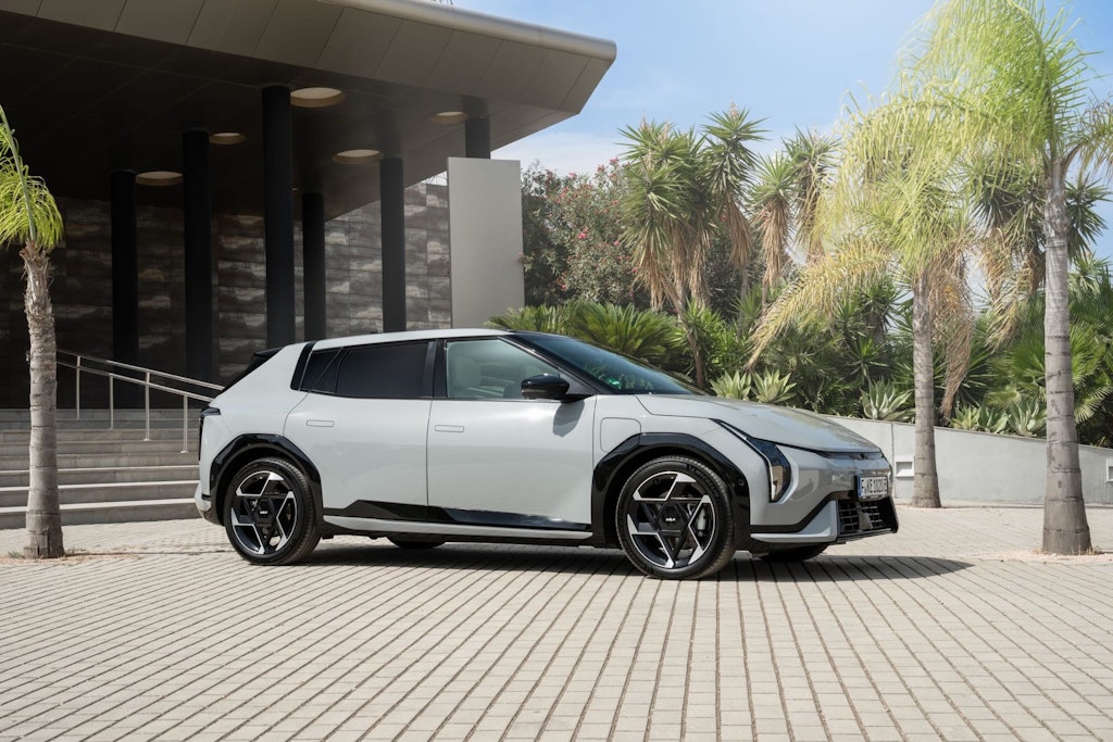 Kia EV4