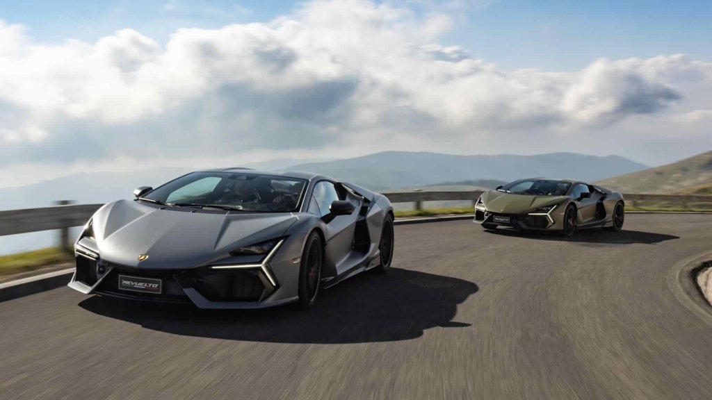 Lamborghini Revuelto