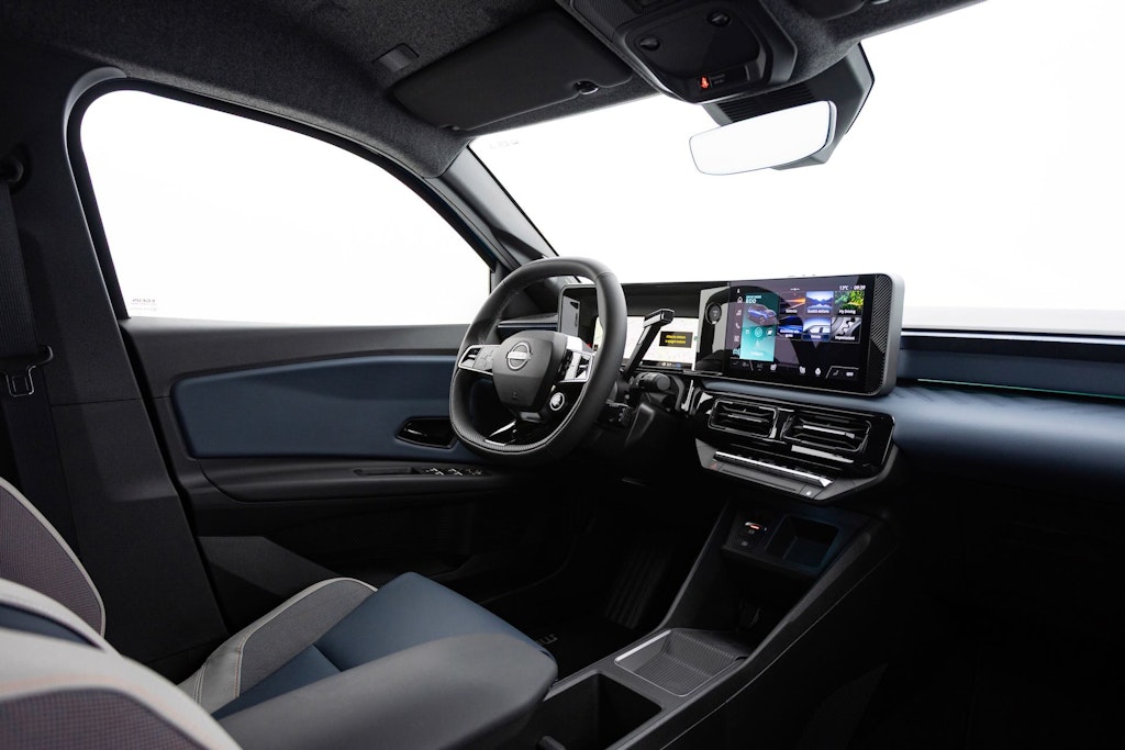 interno Nissan Micra