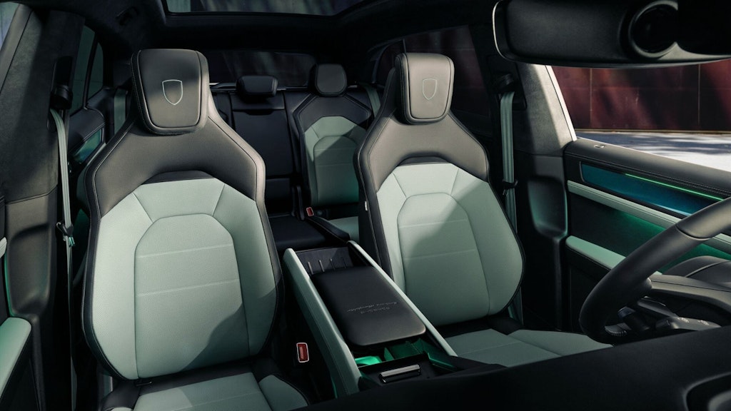 Porsche Cayenne S Electric Style pack