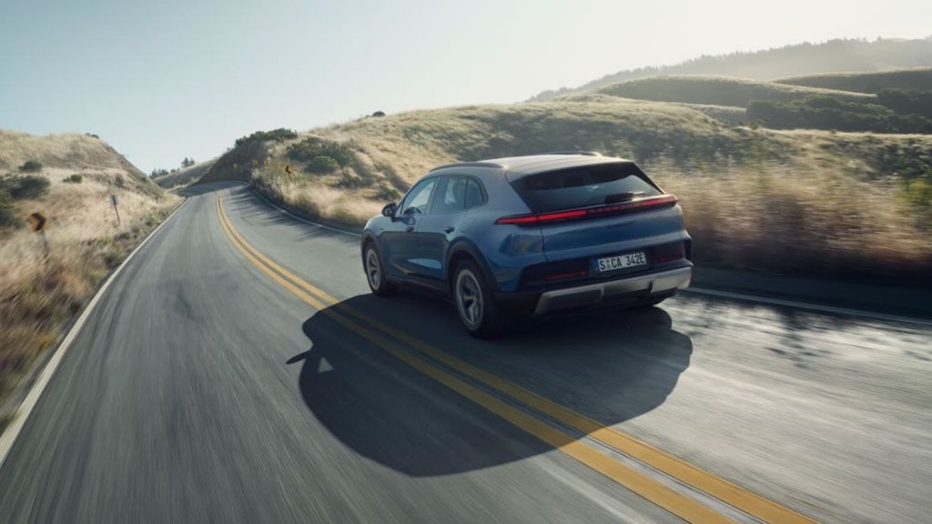 Porsche Cayenne S Electric