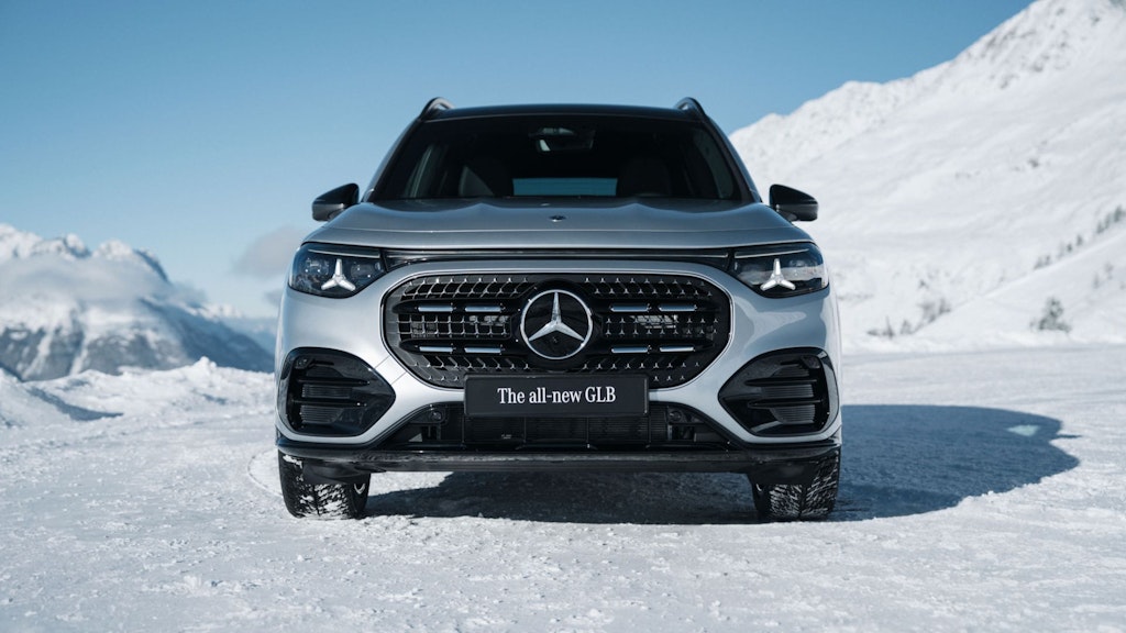 Mercedes-Benz GLB hybrid 2026