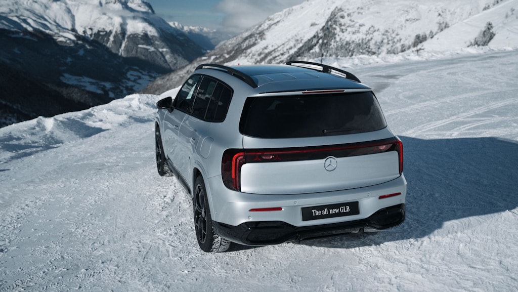 Mercedes-Benz GLB hybrid 2026